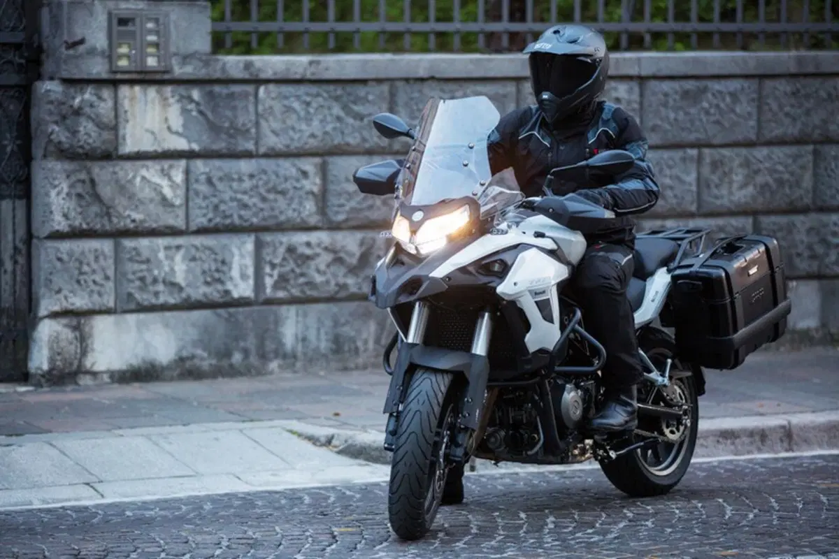 Benelli TRK 502 (13)