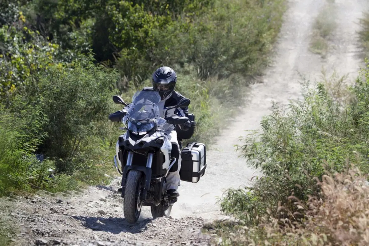Benelli TRK 502 (4)