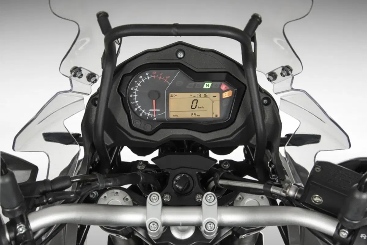 Benelli TRK 502 (6)