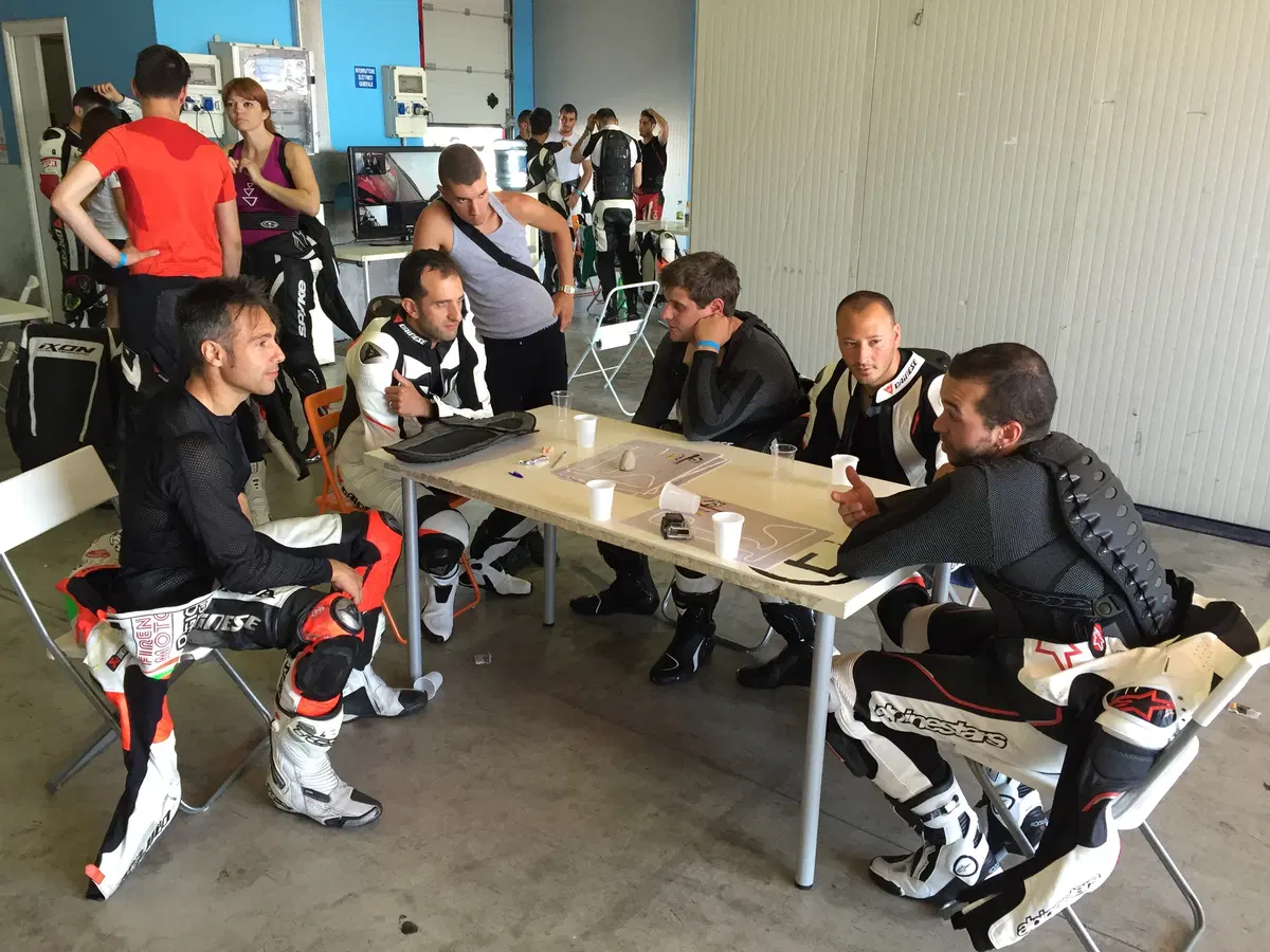 Riding School Luca Pedersoli: rimandati in pista (8)