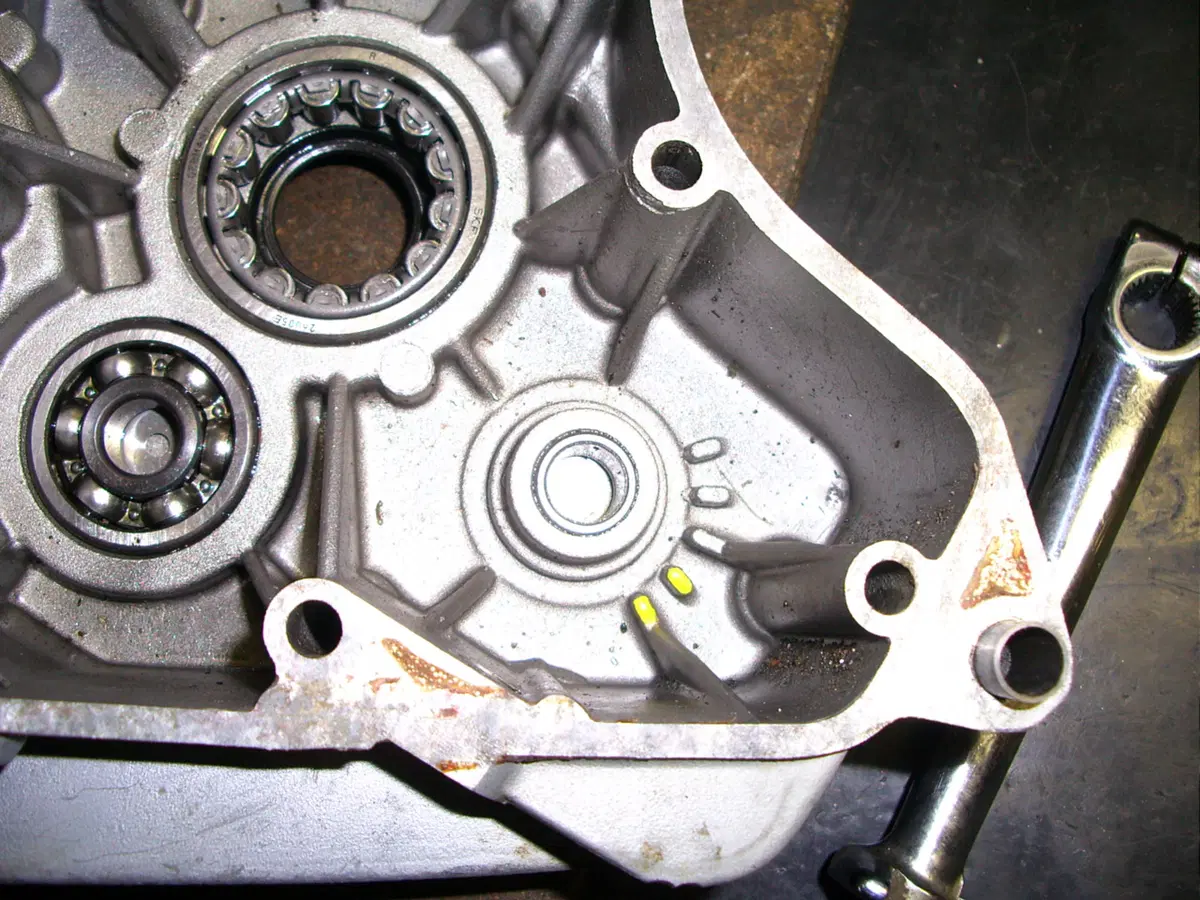 Restaurando, sesta puntata: SWM Six Days ES 125 (75)