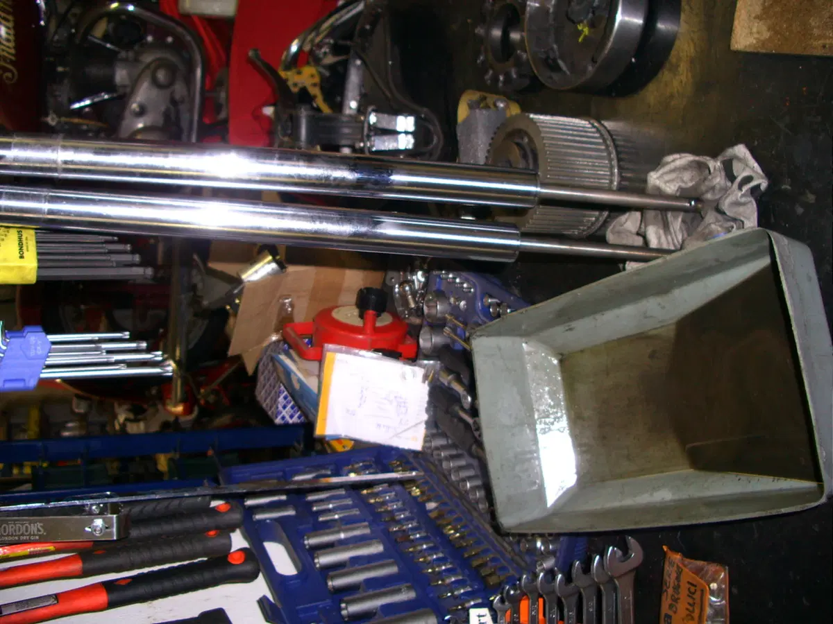 Restaurando, sesta puntata: SWM Six Days ES 125 (78)