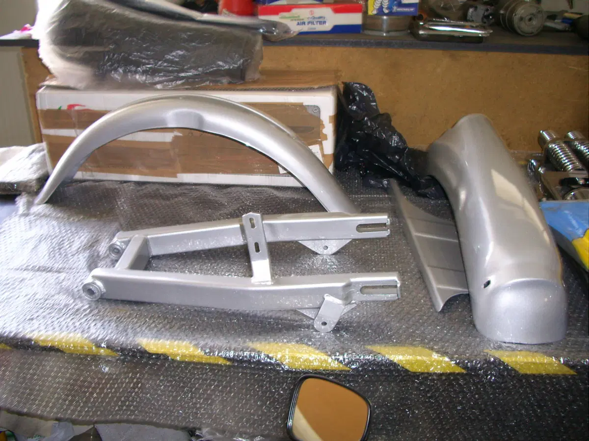 Restaurando, sesta puntata: SWM Six Days ES 125 (91)