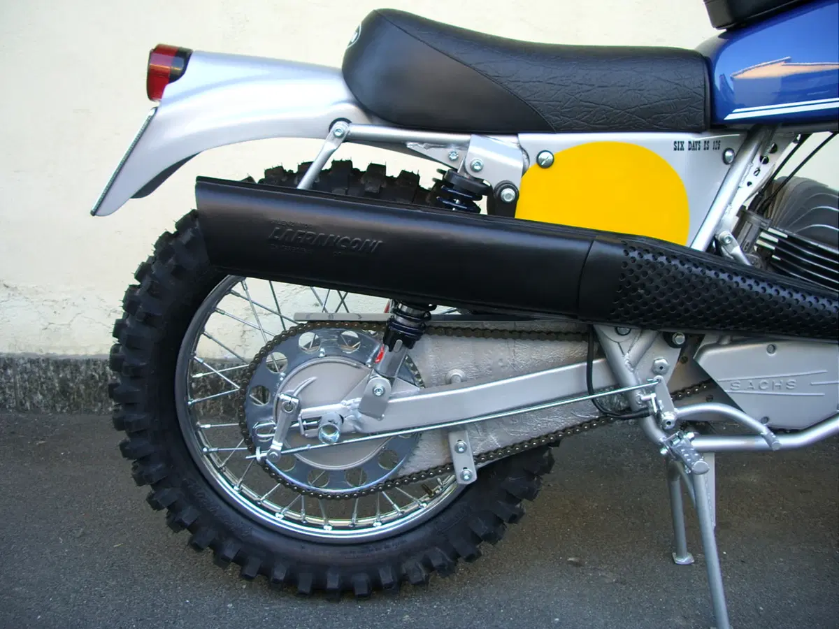Restaurando, sesta puntata: SWM Six Days ES 125 (9)