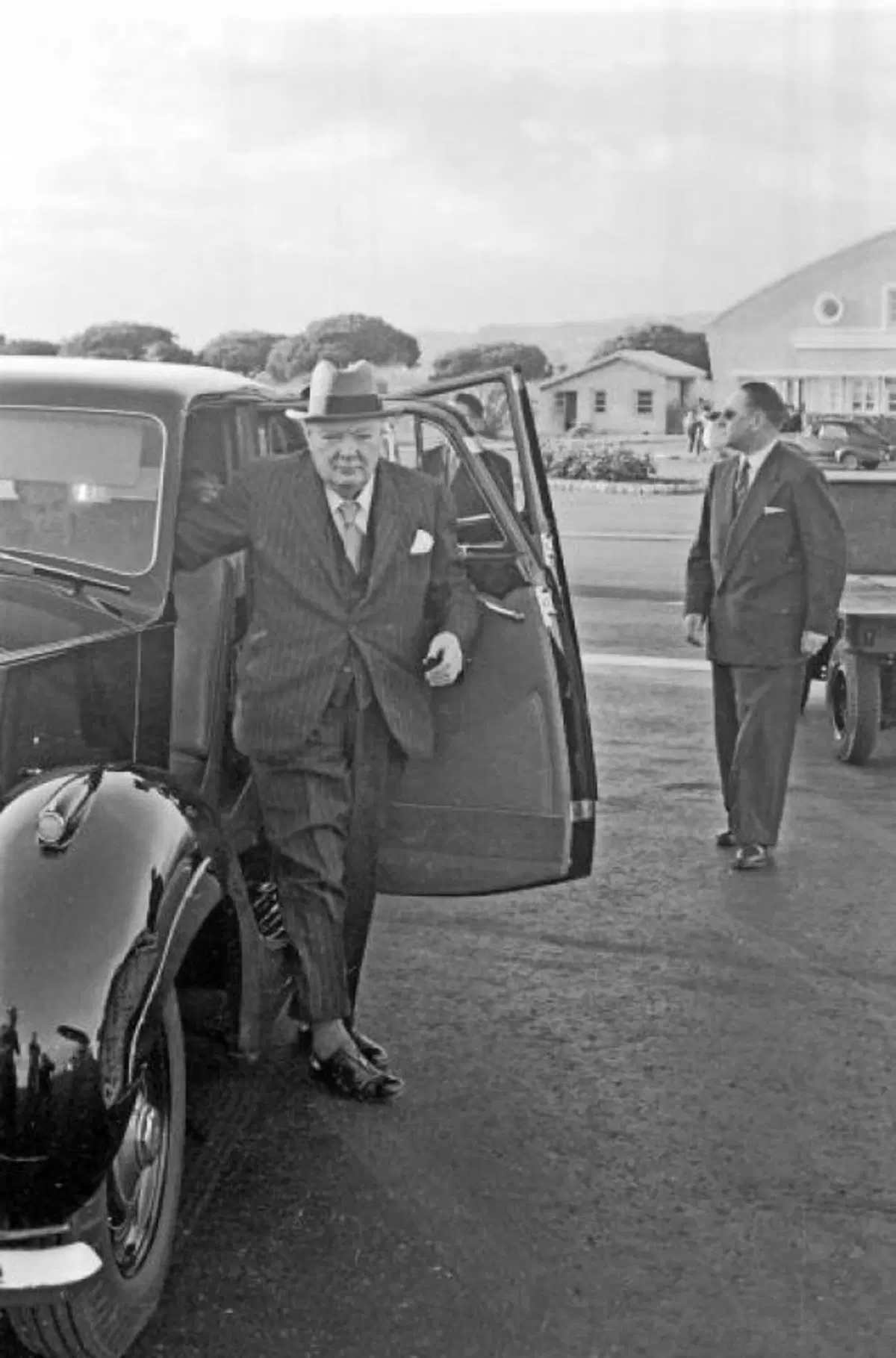 Aste: Cifre da capogiro per l'orologio e per l'auto di Churchill (3)