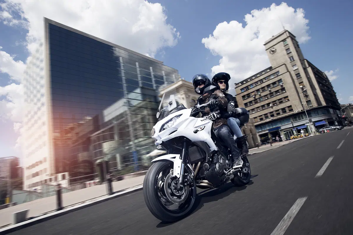 Kawasaki 2016: ER-6n, ER-6f, Versys 650 e Vulcan S,  colori e prezzi (9)