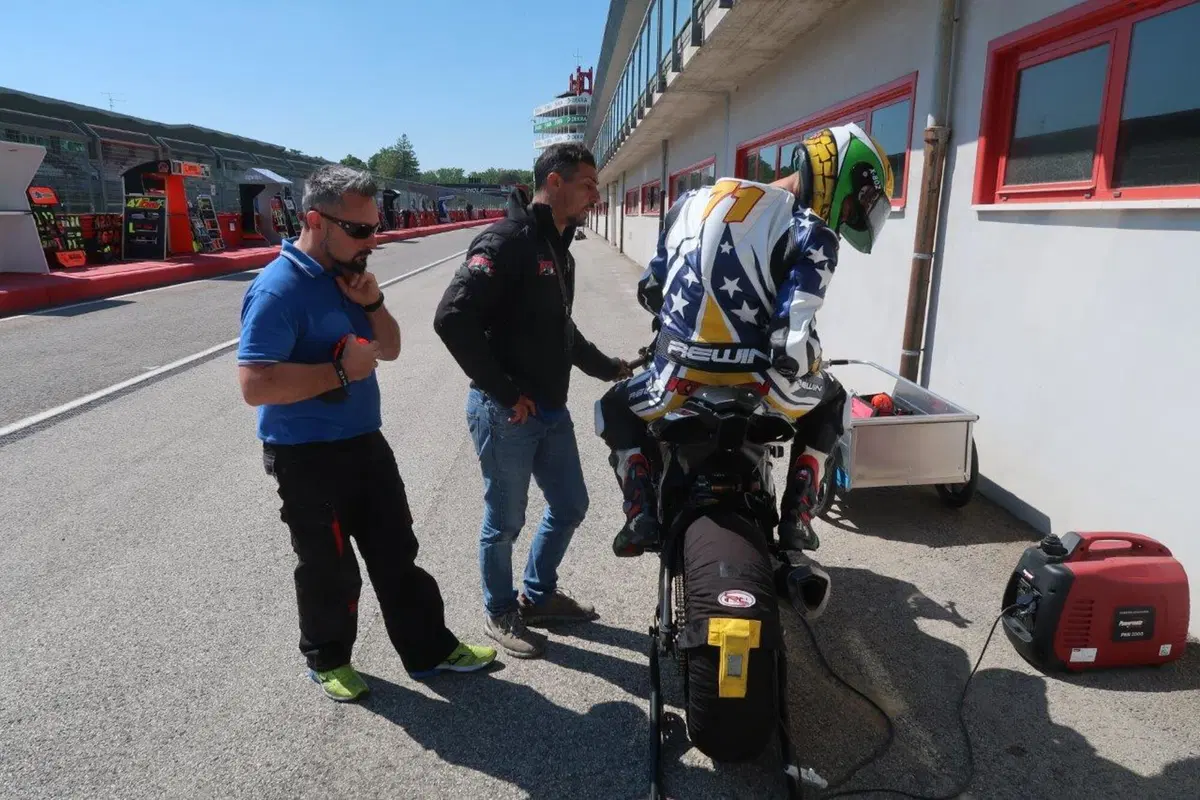CIV, Imola. Doppiette per Pirro in SBK e Mazzola in SS300  (7)