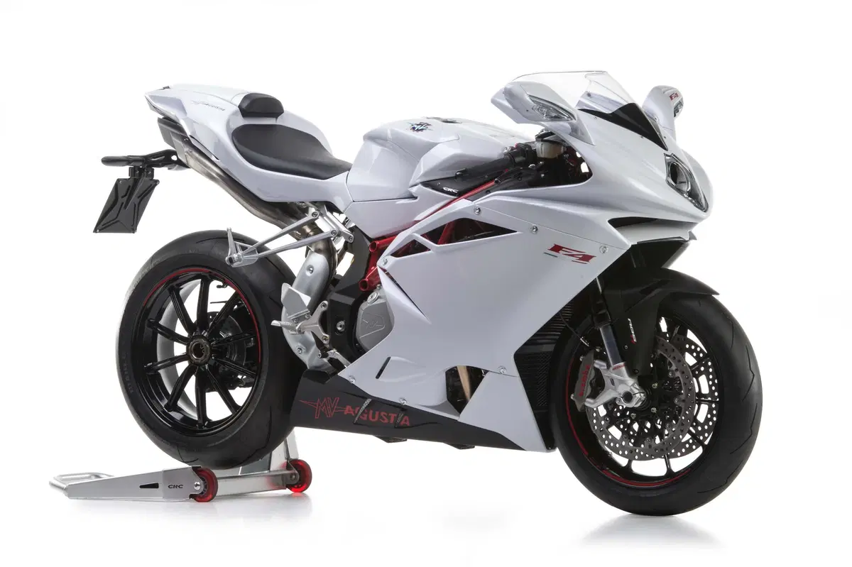 MV Agusta F4 e F4 RR 2015, scarico racing compreso (5)