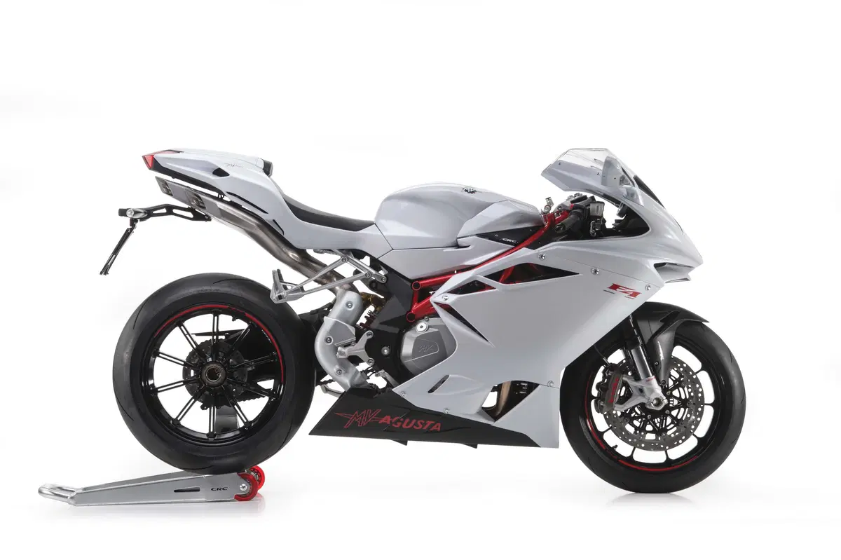 MV Agusta F4 e F4 RR 2015, scarico racing compreso (4)