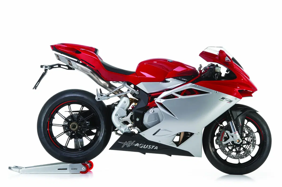 MV Agusta F4 e F4 RR 2015, scarico racing compreso (3)