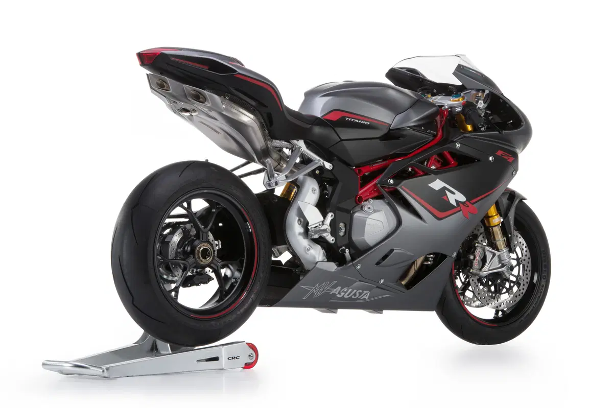 MV Agusta F4 e F4 RR 2015, scarico racing compreso (8)