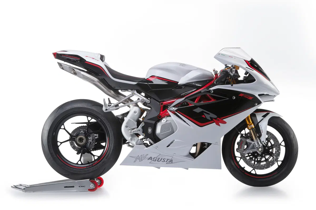 MV Agusta F4 e F4 RR 2015, scarico racing compreso (11)