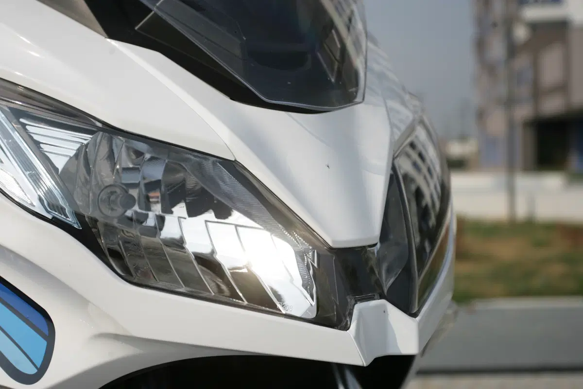 Kawasaki J300 by Polini vs J300 (17)