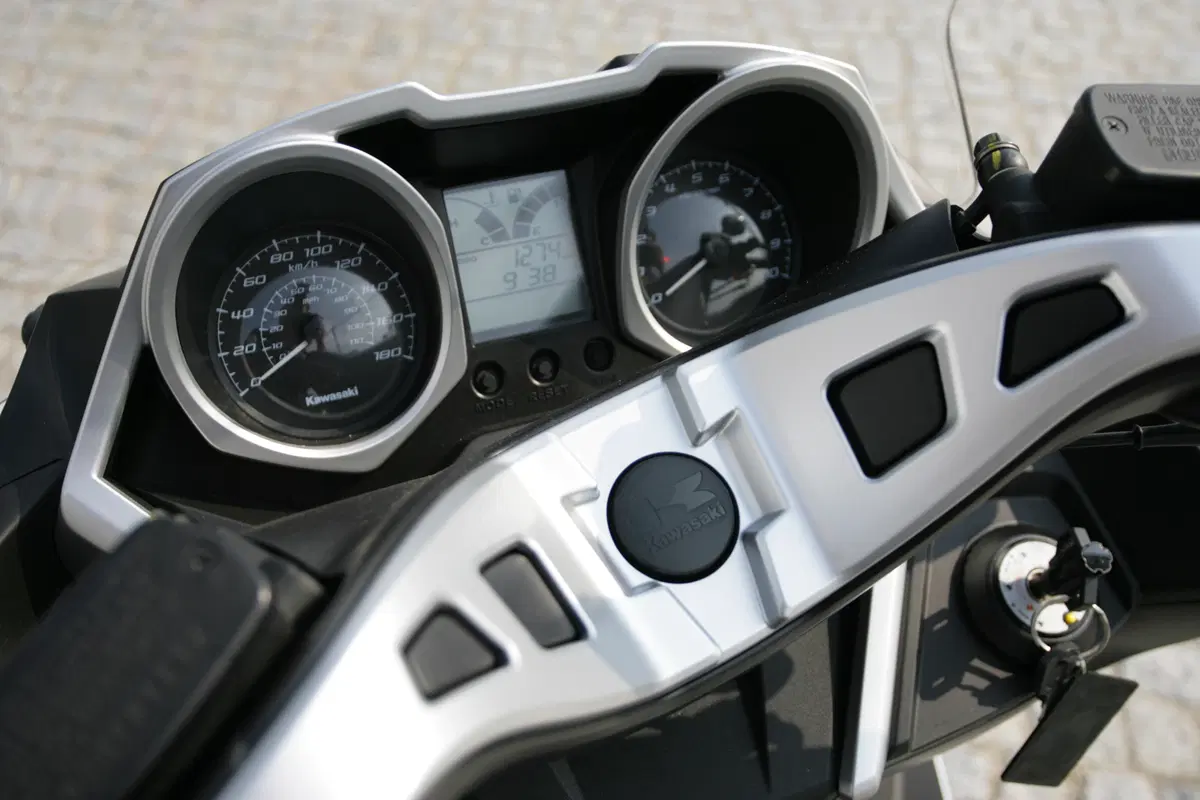Kawasaki J300 by Polini vs J300 (25)