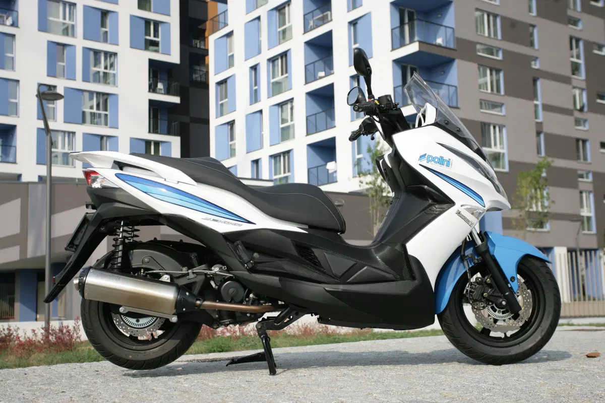 Kawasaki J300 by Polini vs J300 (9)