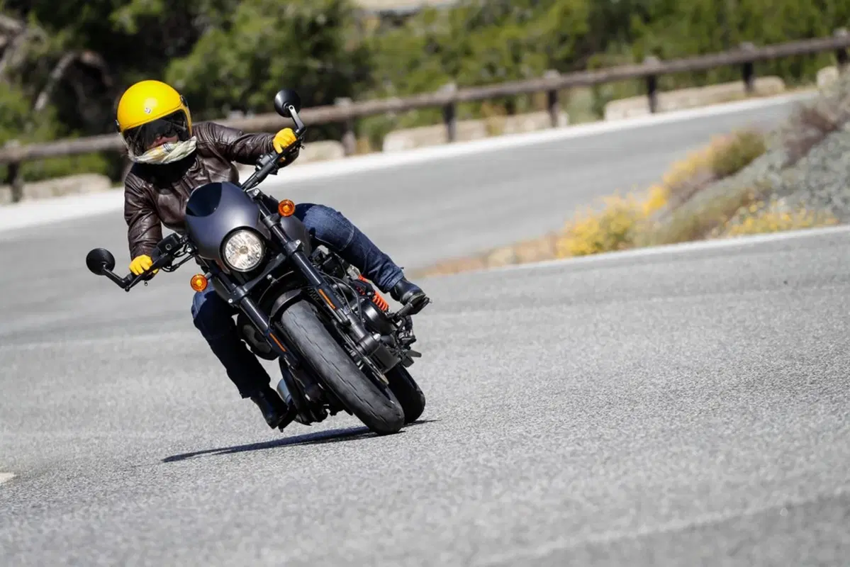 Harley-Davidson Street Rod 750 (11)