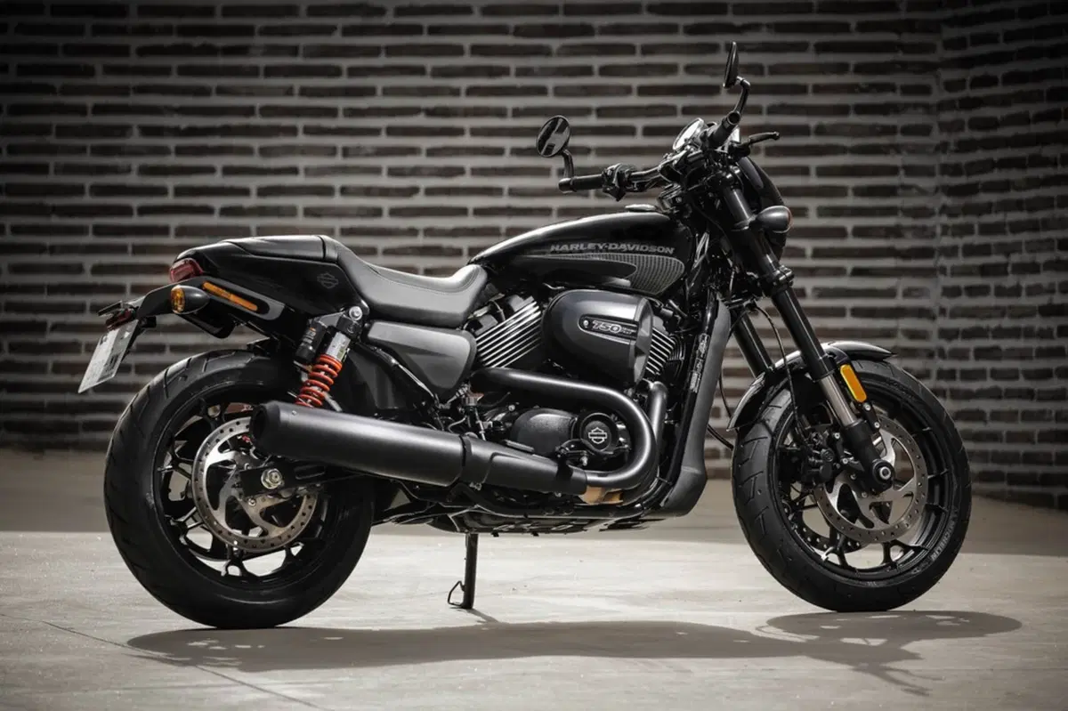 Harley-Davidson Street Rod 750 (24)