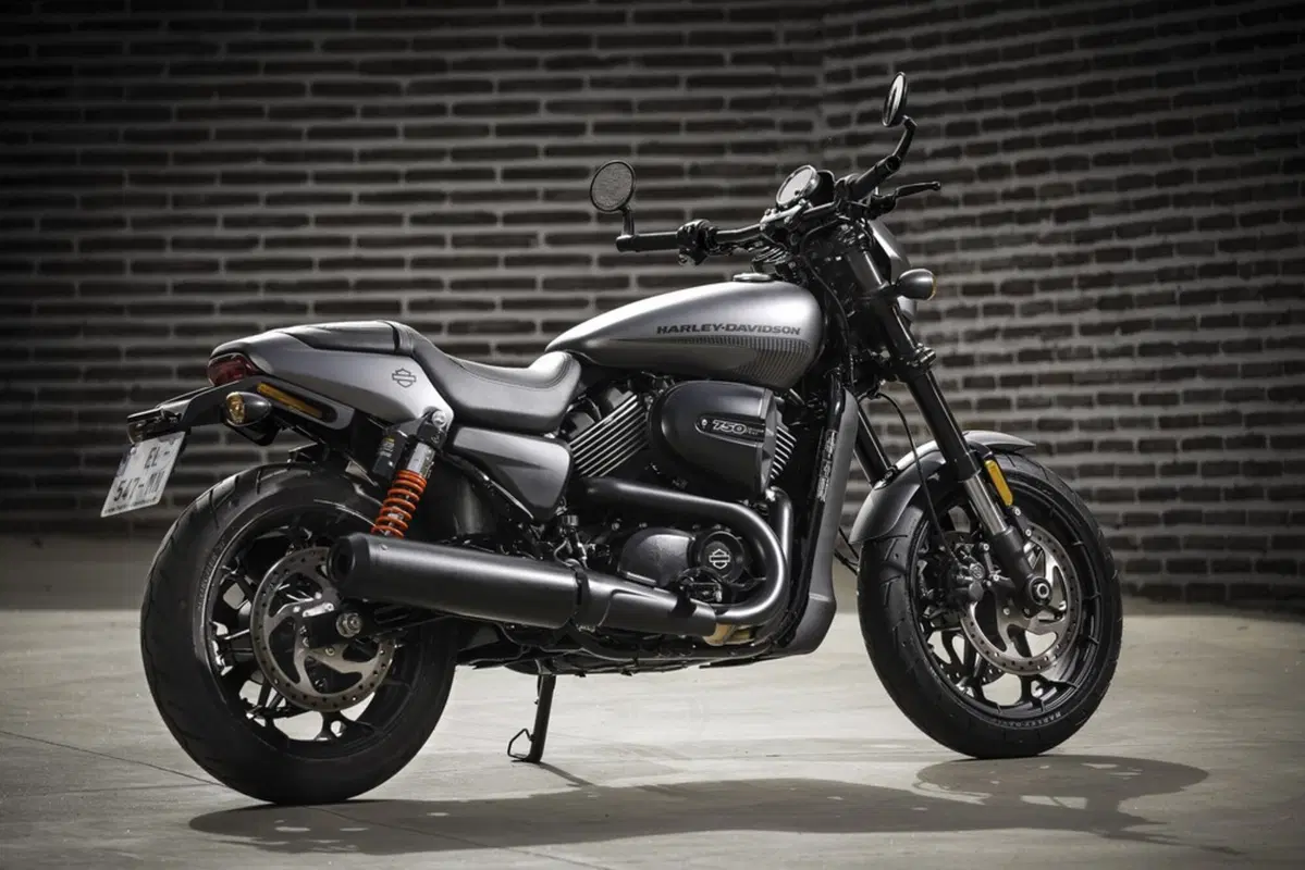 Harley-Davidson Street Rod 750 (26)