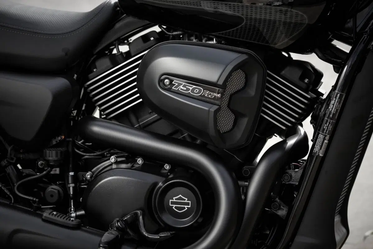 Harley-Davidson Street Rod 750 (34)