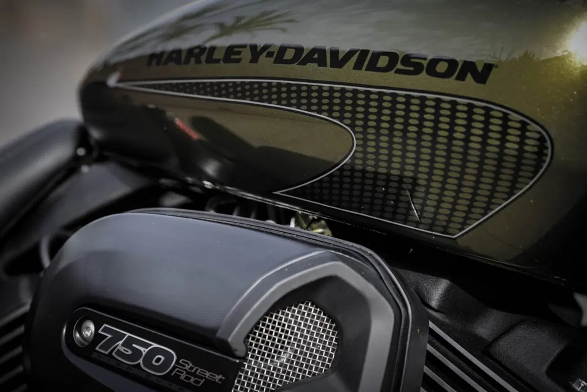 Harley-Davidson Street Rod 750 (40)