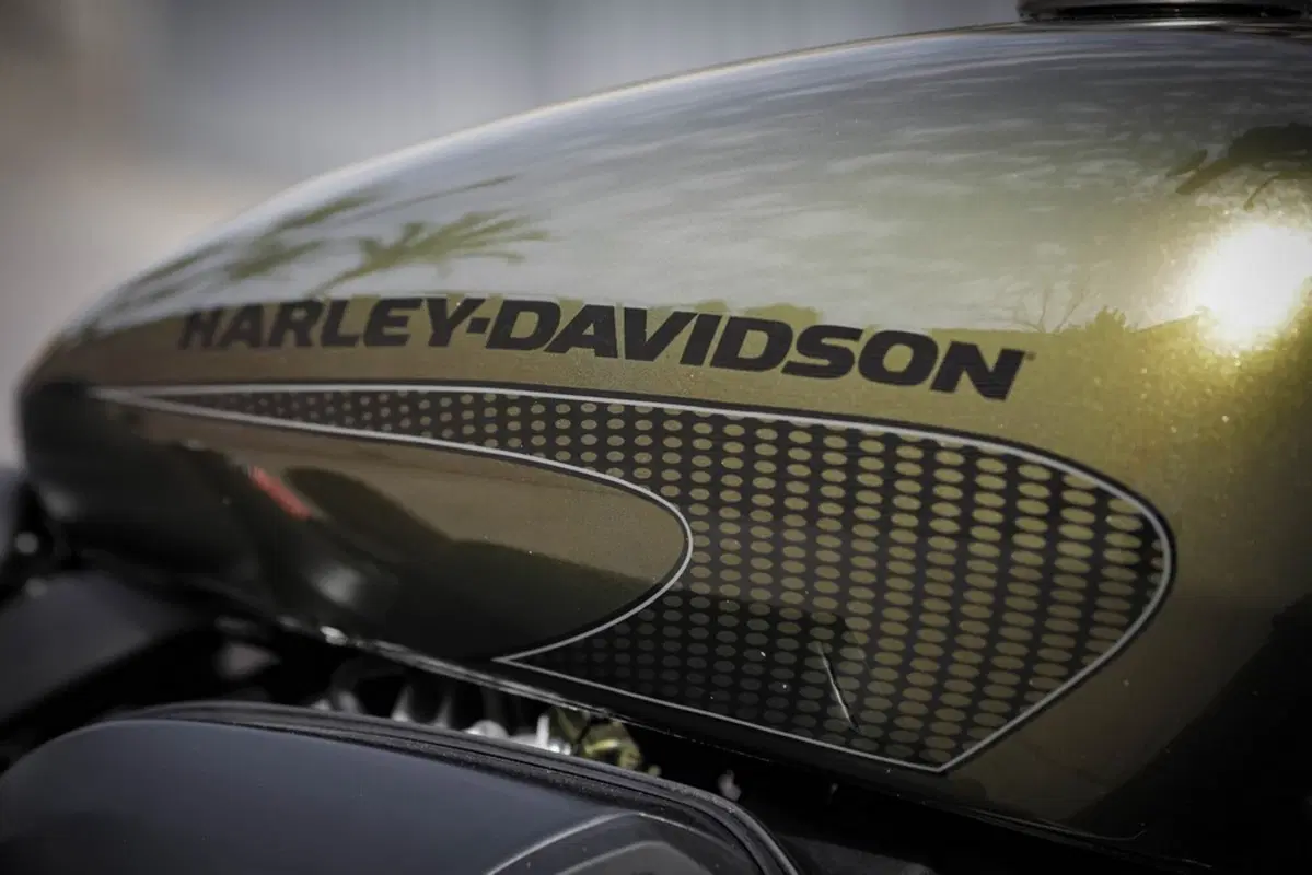 Harley-Davidson Street Rod 750 (42)