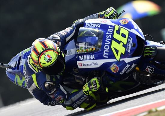 MotoGP 2015, GP di Brno. Rossi: “Importante battere almeno uno dei due”