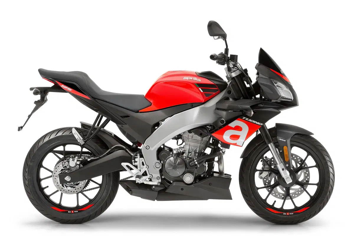 Aprilia RS 125 2017 e Aprilia Tuono 125 2017 (20)
