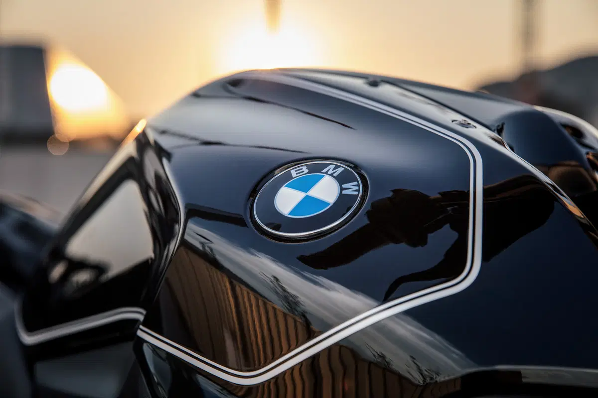 BMW R 1200 R, nuova versione Black Edition per l'Italia (5)