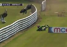 BSB Oulton Park: collisione fra Haslam e Ellison (Video)