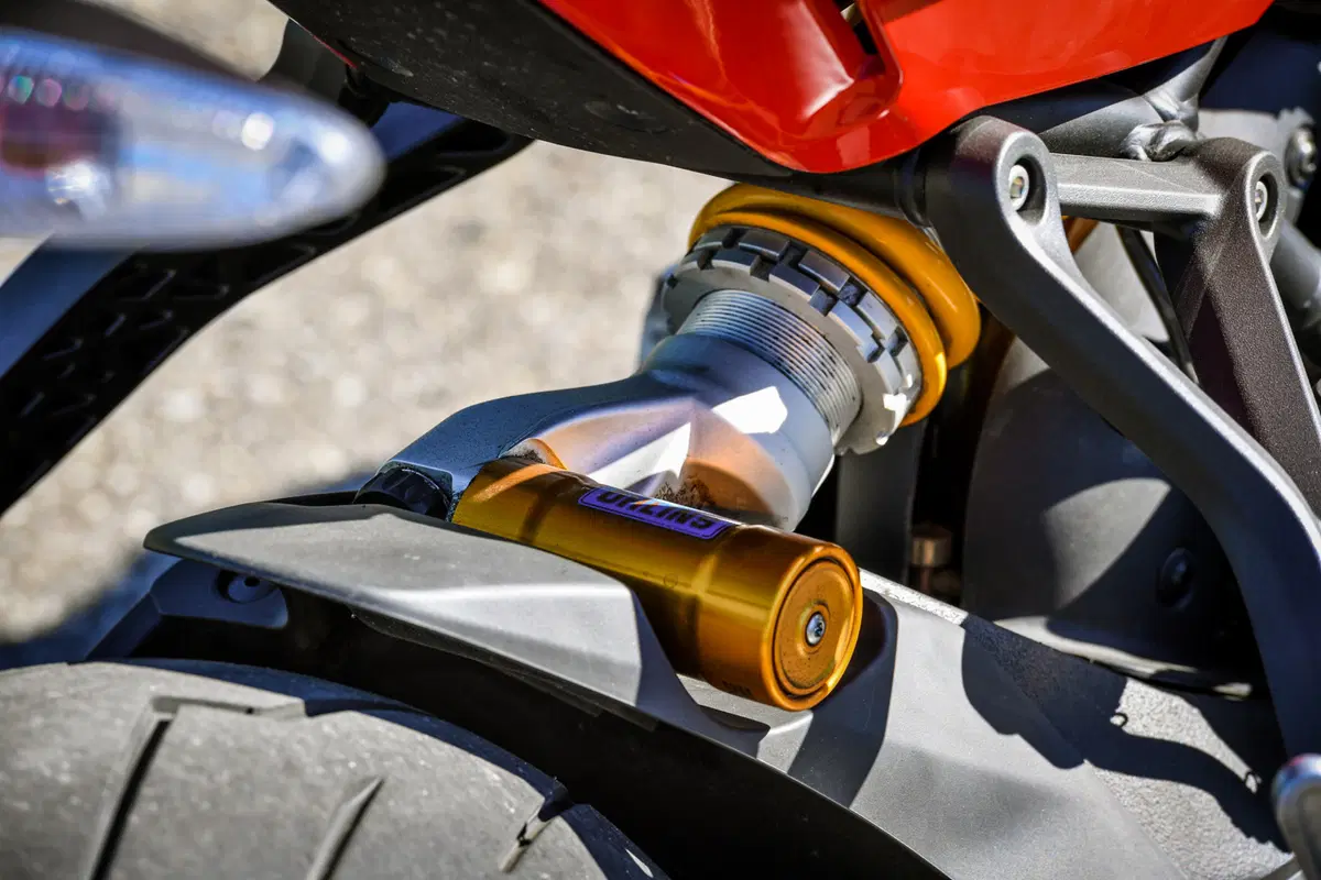 Ducati SuperSport 939 S: il ritorno dei semimanubri (4)