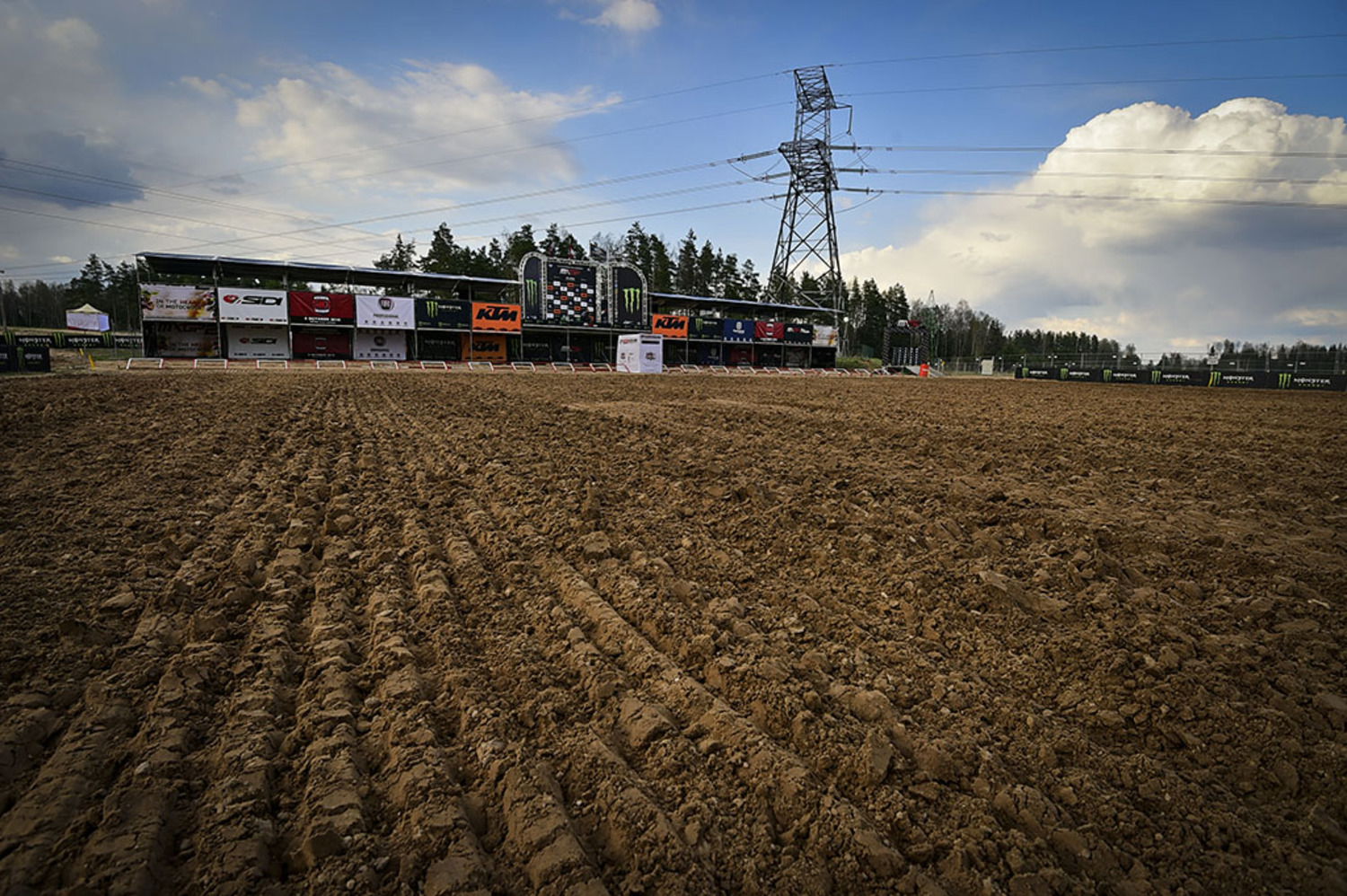 MXGP 2017. Cairoli e Gajser rinnovano la sfida in Lettonia