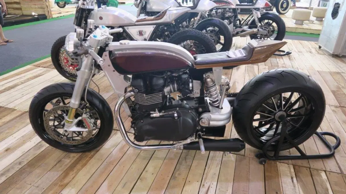 Indonesia International Motor Show 2015 (11)