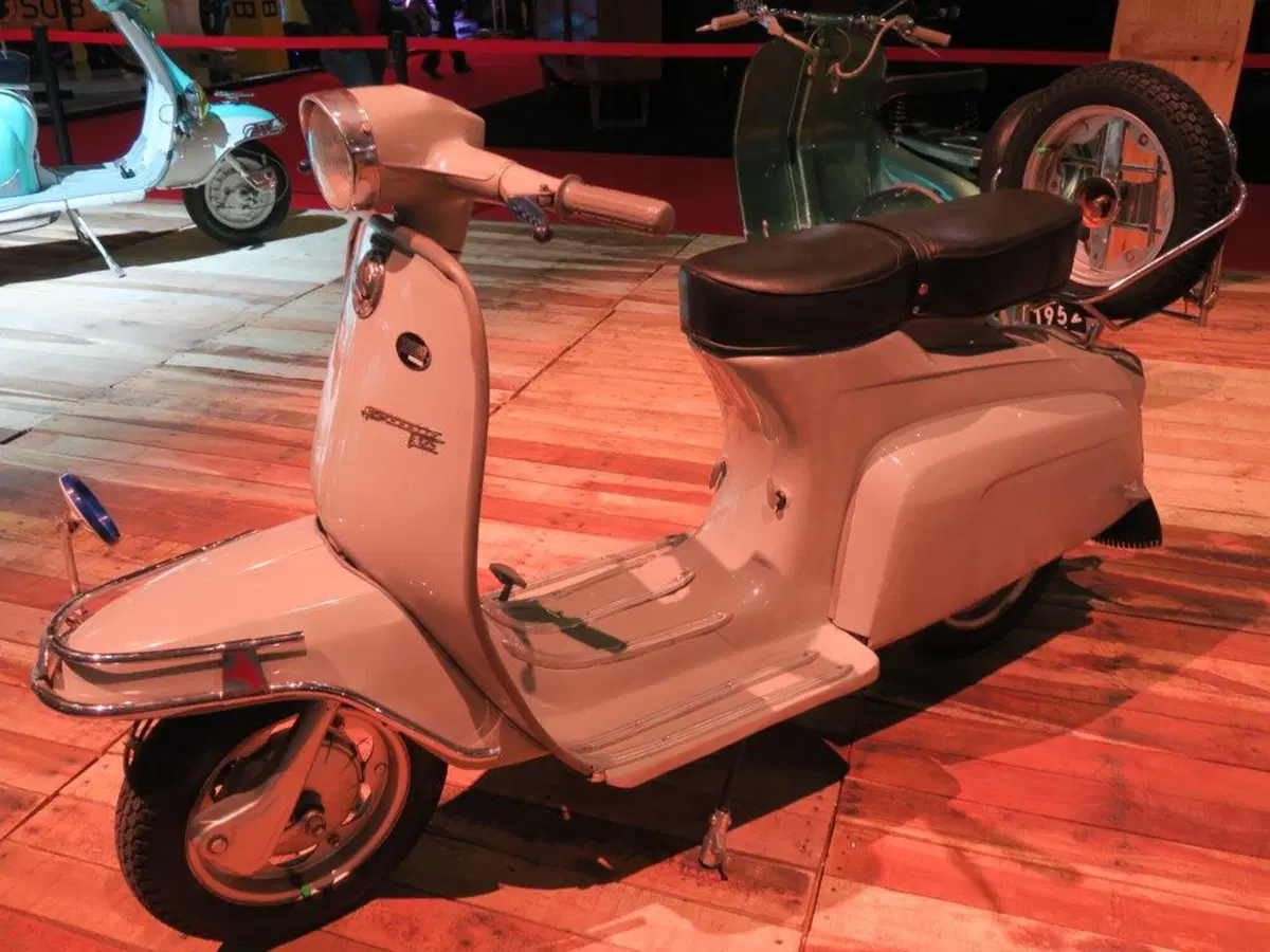 Indonesia International Motor Show 2015 (36)