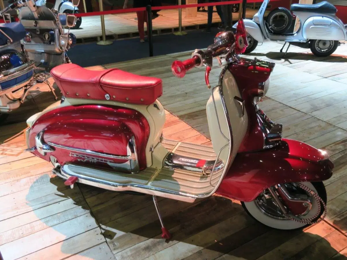 Indonesia International Motor Show 2015 (41)