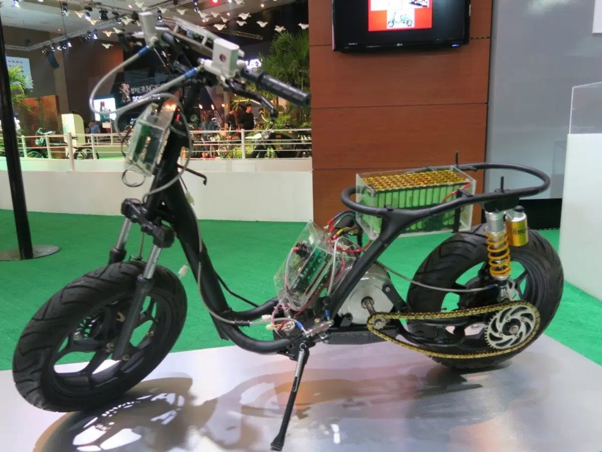 Indonesia International Motor Show 2015 (52)
