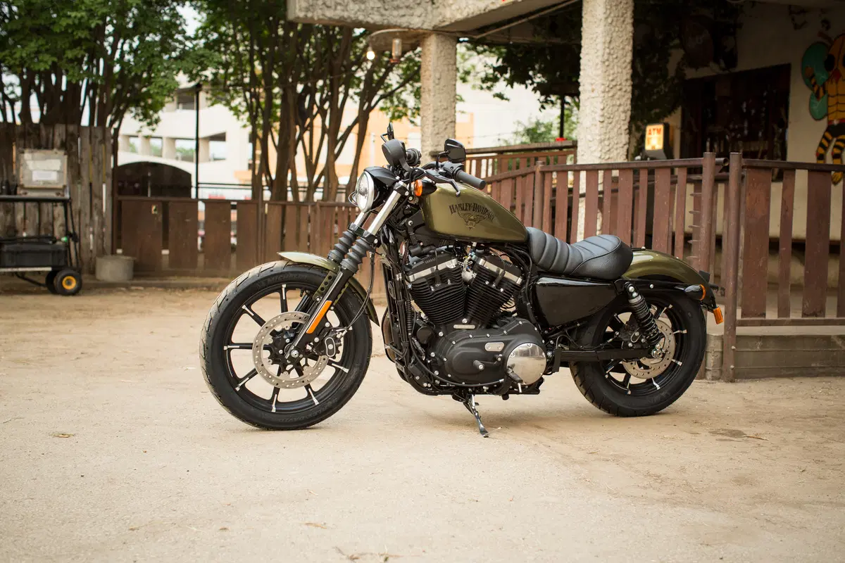 Harley-Davidson Iron 883 2016 (10)