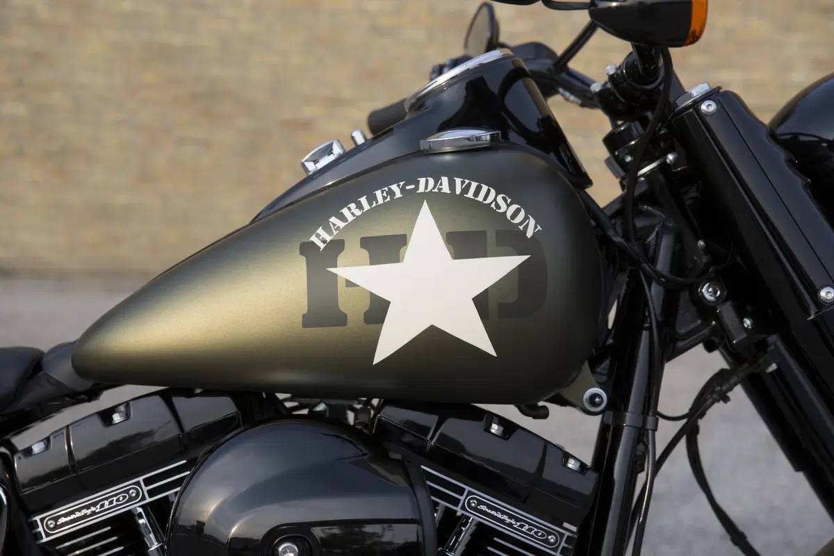 Harley-Davidson: ecco la gamma 2016 (12)