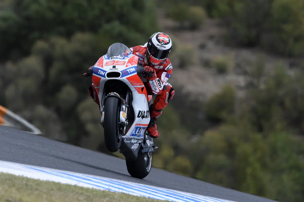 Gallery MotoGP 2017. Le foto più spettacolari del GP di Spagna (29)